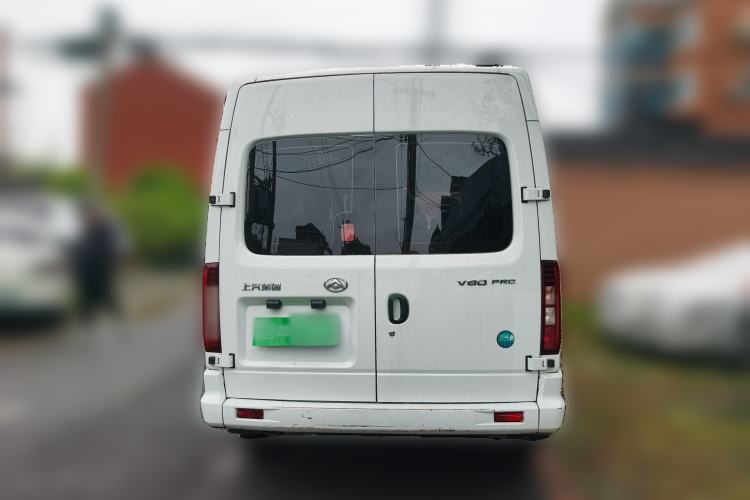 Used SAIC MAXUS Xintu V80 2023 2.0T Manual Classic Aoyuntong Long Wheelbase Mid-Height 6/7/8/9-Seater Rear