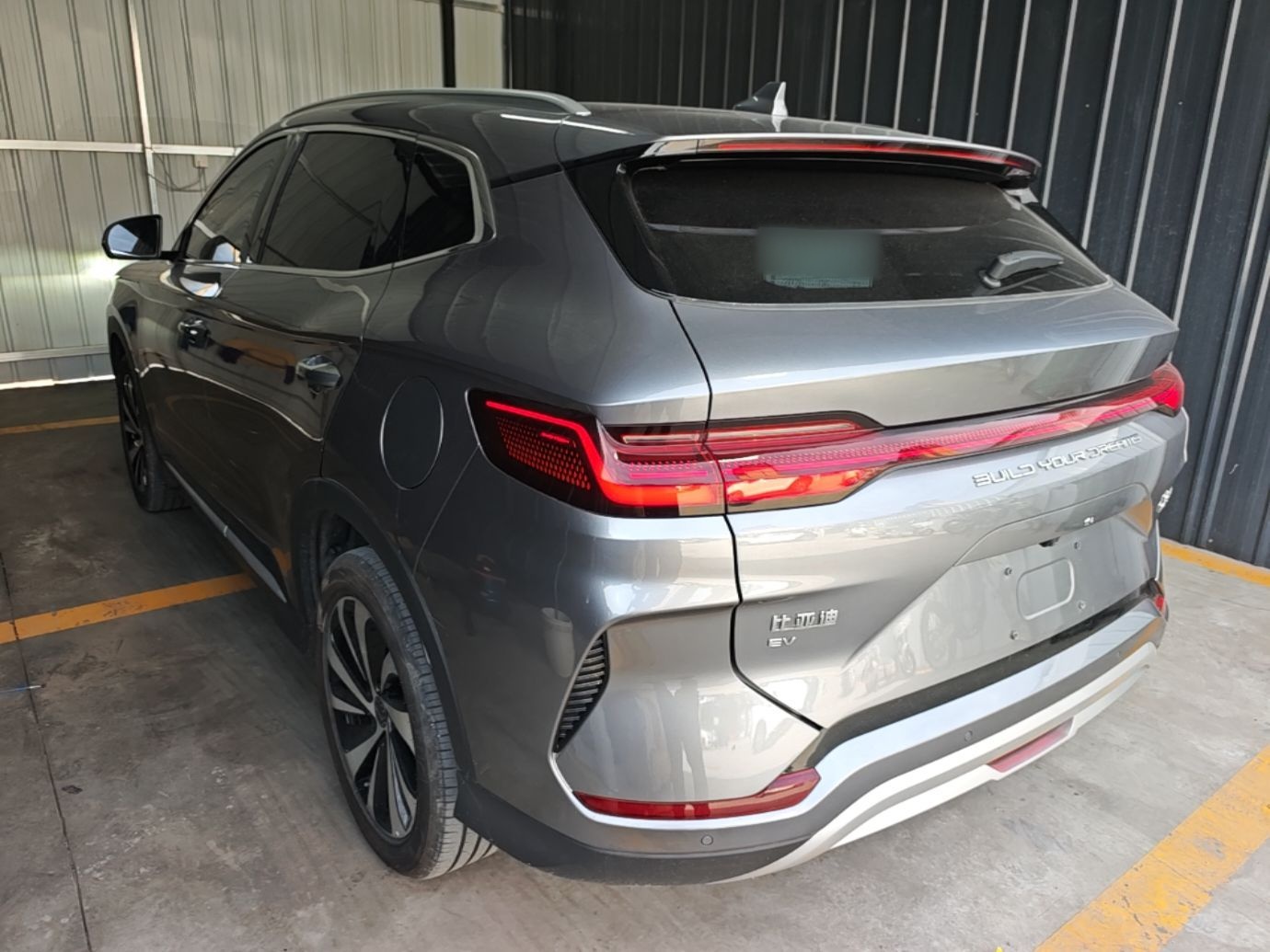BYD Song PLUS New Energy 2024 Honor Edition EV 520km Luxury Model — снимка 4
