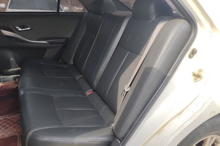 Used Zotye Z300 2014 1.5L Value Edition Manual Elite Model
