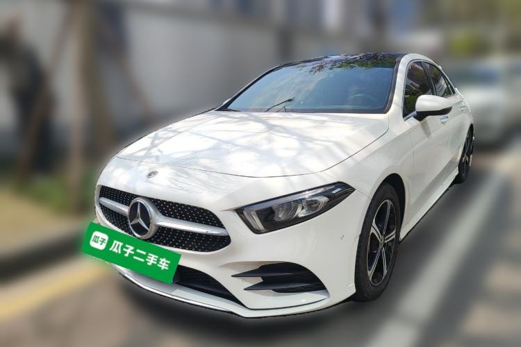 Used Mercedes-Benz A-Class 2022 Revised Version A 200 L Sport Sedan Fashionable Style