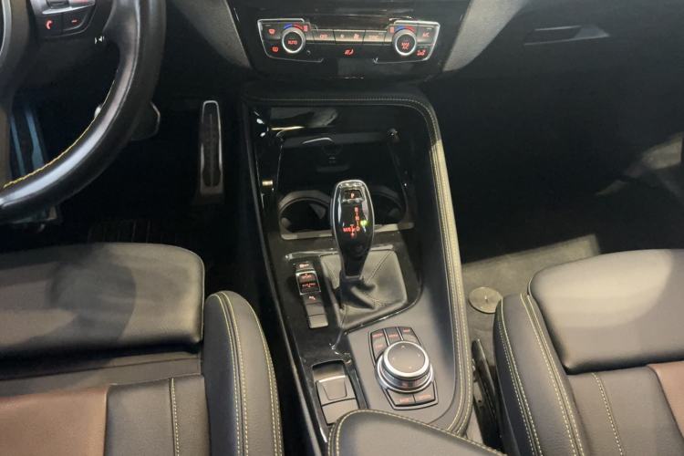 Used BMW X2 2023 sDrive 25i Shining Edition Gear Lever