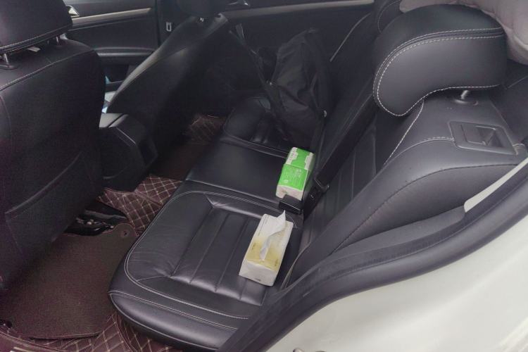 Used Volkswagen Lavida 2017 1.6L Automatic Comfort Edition
