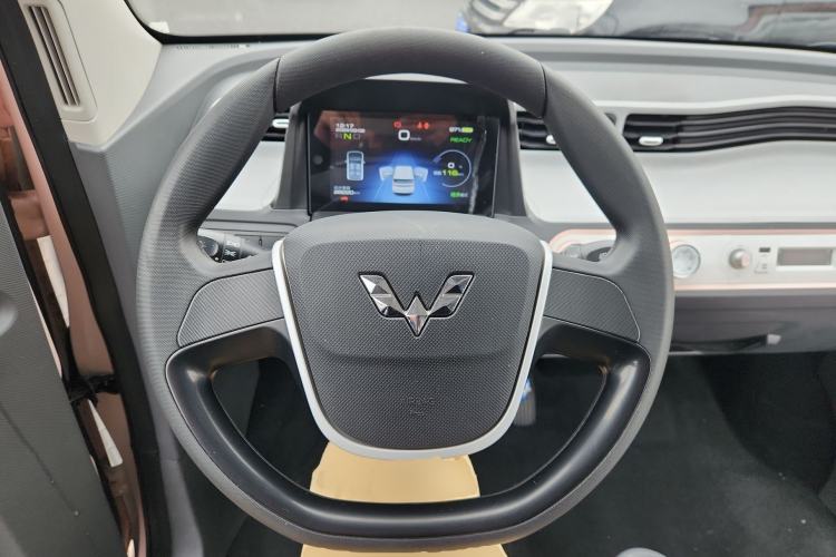 Used Wuling Hongguang MINIEV 2021 Macaron Fashion Model Lithium Iron Phosphate
