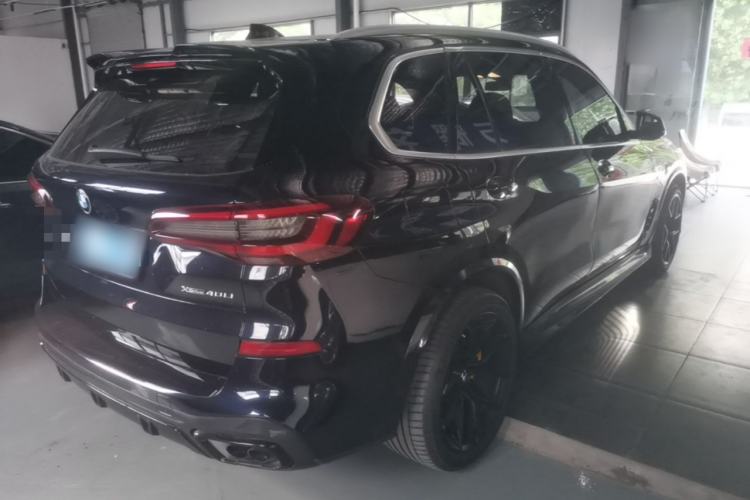 Used BMW X5 2022 Restyled xDrive 30Li Luxury Version M Sport Package
