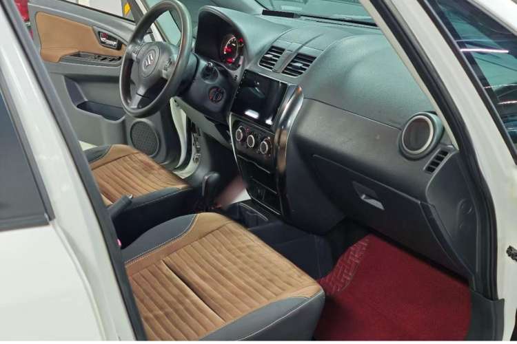 Used Suzuki SX4 2016 1.6L Automatic Classic Edition
