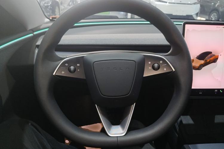 Used Tesla Model 3 2023 Rear-Wheel-Drive Version Steering Wheel