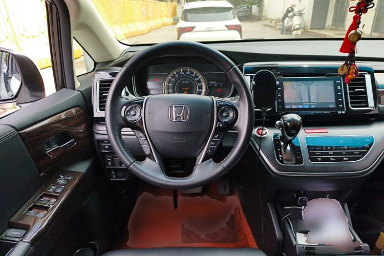 Used Honda Elysion 2016 2.4L Supreme Edition Steering Wheel