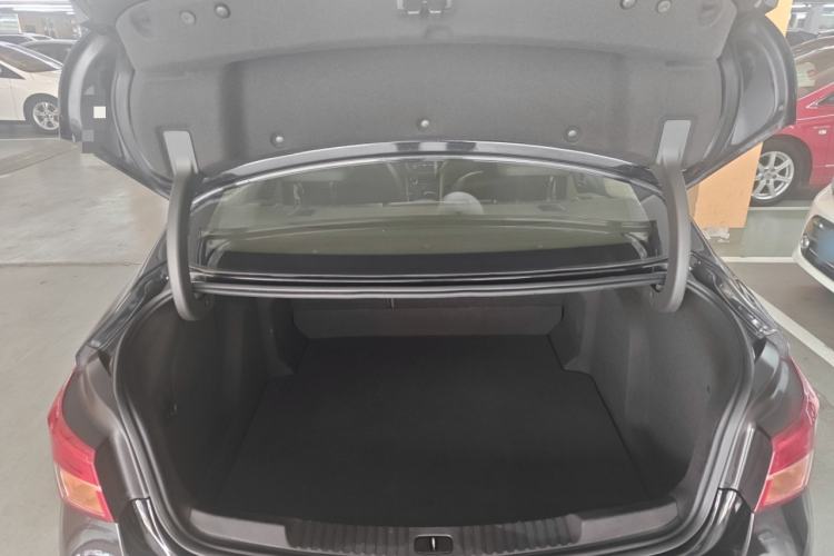 Used Buick Verano 2017 Sedan 15S Automatic Leading Model Trunk