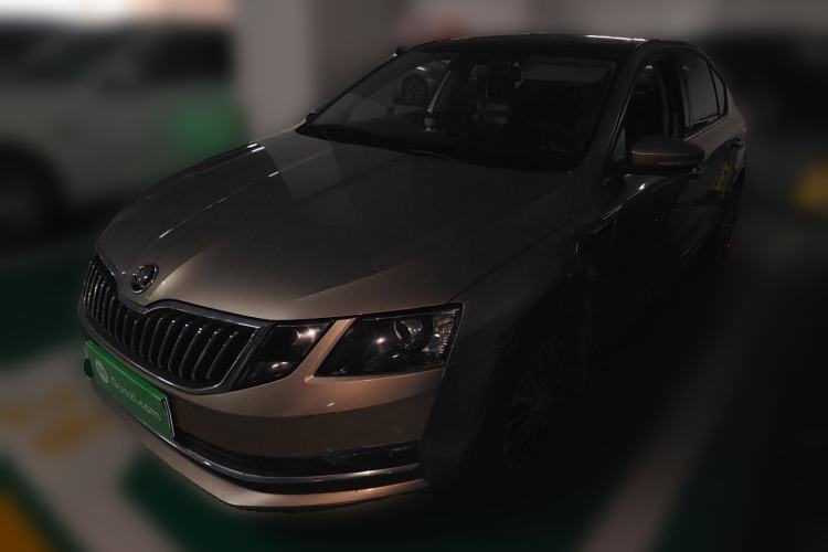 Used Skoda Octavia 2018 TSI230 DSG Luxury Edition