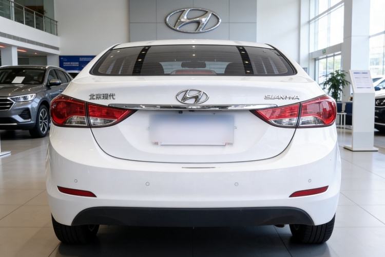 Used Hyundai Elantra (5th Generation / Langdong) 2015 1.6L Automatic Leading Model