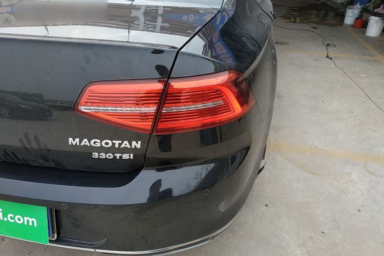 Used Volkswagen Magotan 2018 330TSI DSG Luxury Model