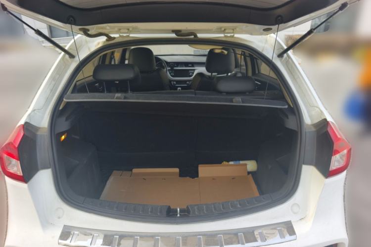 Used Geely Auto Vision X3 2017 1.5L Manual Luxury Model
