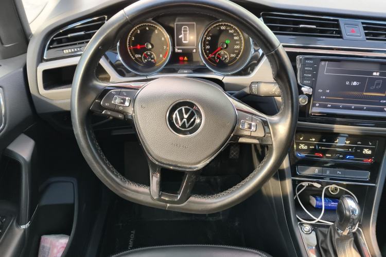 Used Volkswagen Touran 2021 Volkswagen Touran L 280TSI DSG Boundary Edition 7-Seater