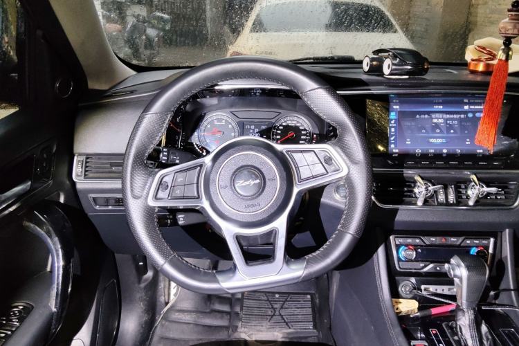 Used Zotye T600 Coupe 2017 1.5T Automatic Luxury Model Steering Wheel