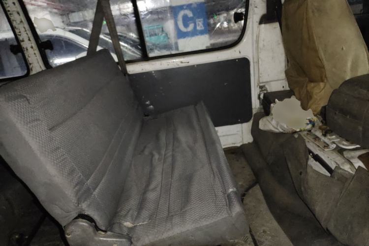 Used Jinbei Hiace 2016 2.0L Express Series Standard Version V19
