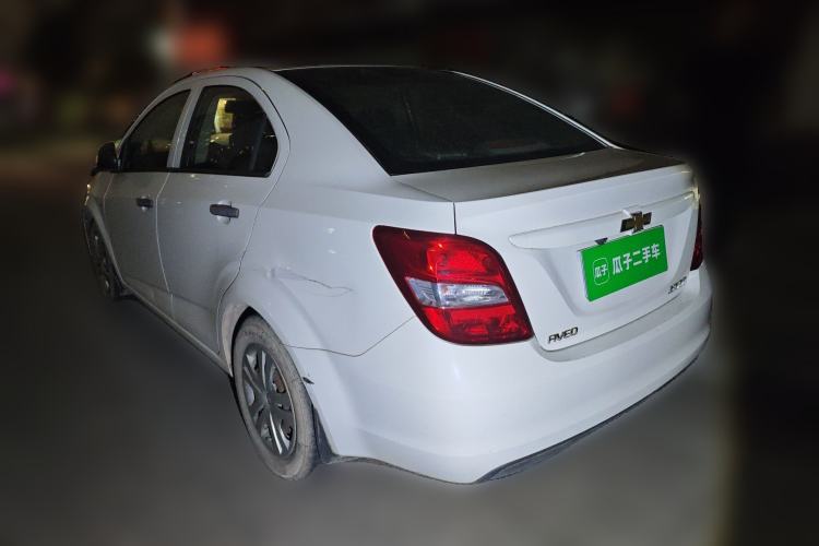 Used Chevrolet Aveo Sonic 2014 Sedan 1.4 SL MT Comfort Edition Rear Left 45 Deg