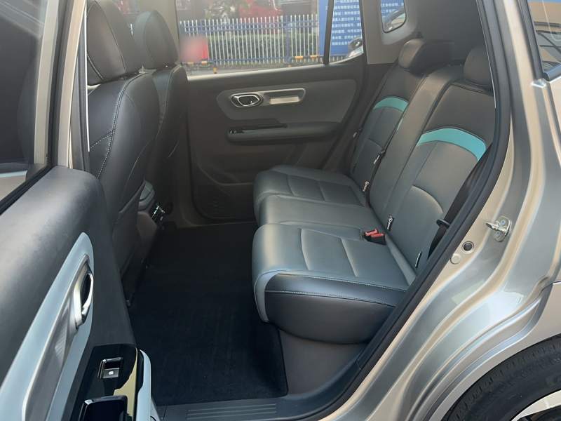 Used AION Y 2023 Younger Star Edition — 17