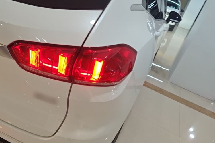 Used Wey VV5 2019 2.0T Two-Wheel-Drive Ultimate Edition