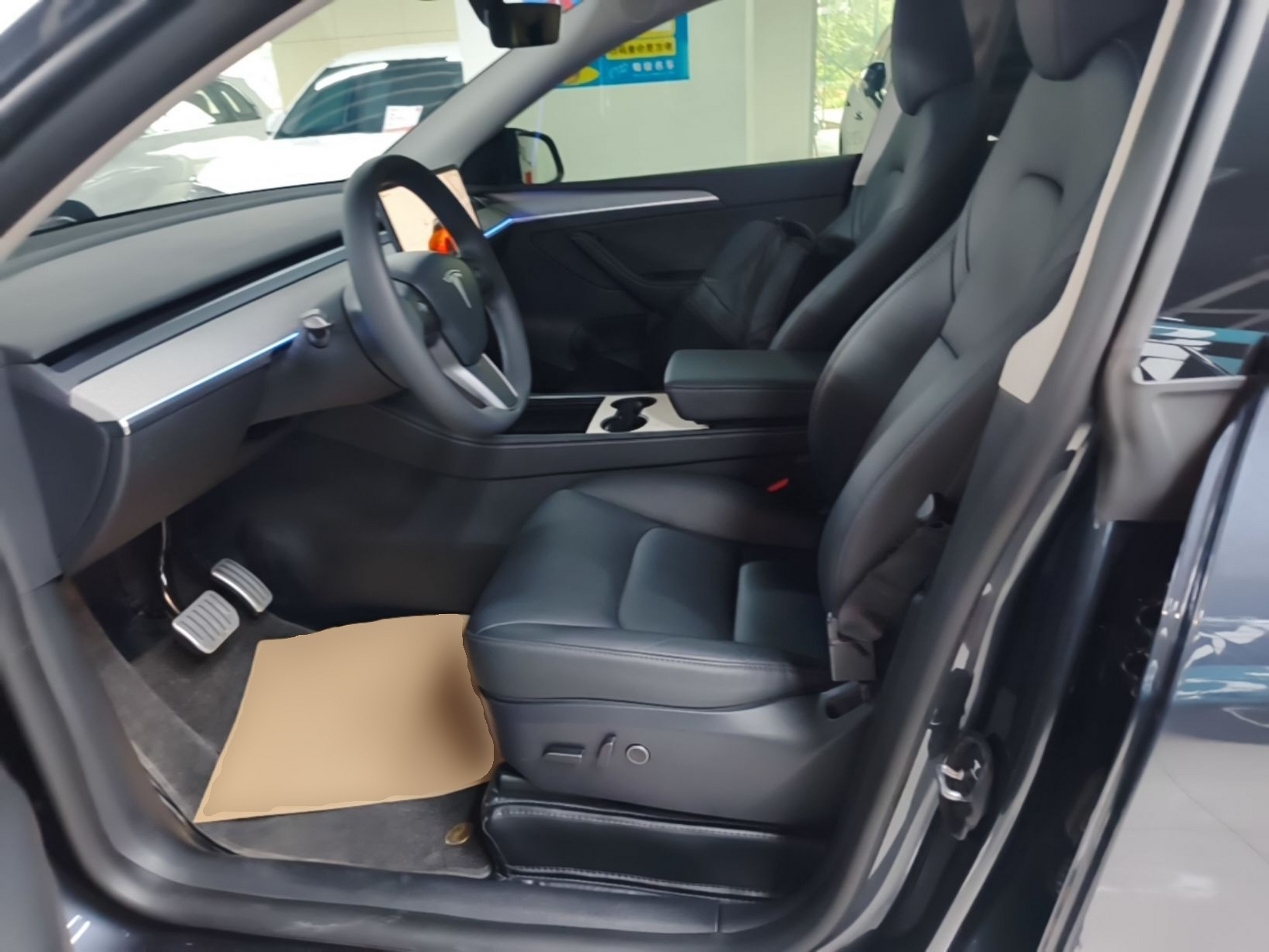 Interior delantero