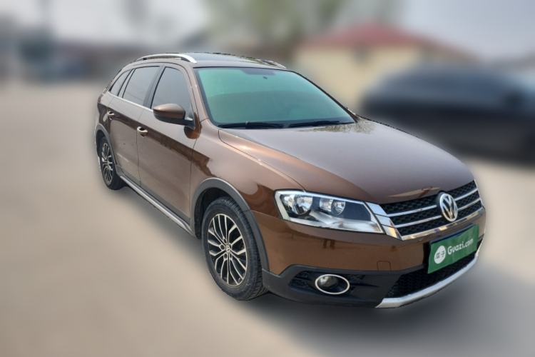 Used Volkswagen Cross Lavida 2014 1.4TSI DSG