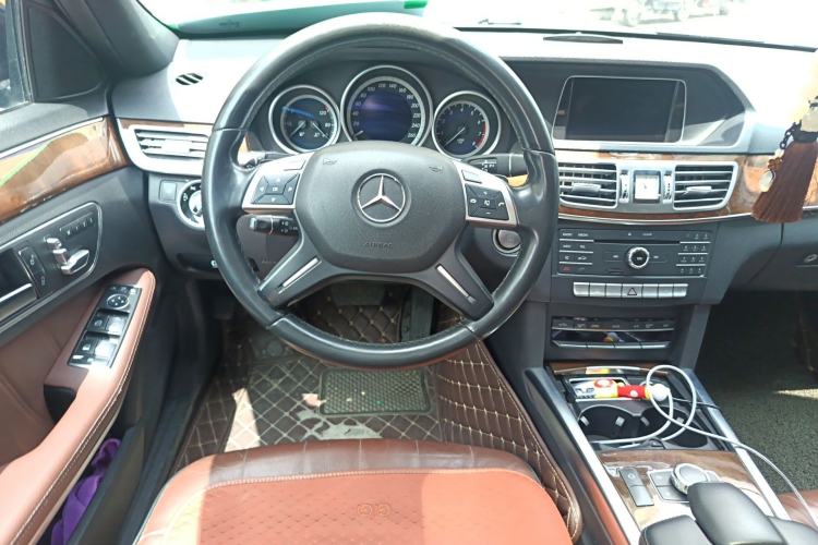 Used Mercedes-Benz E-Class 2015 Facelift E 260 L Luxury Edition
