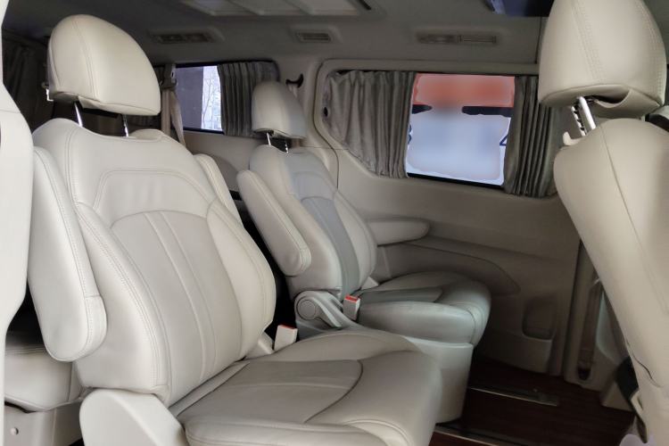 Used SAIC MAXUS G10 2015 2.0T Automatic Anniversary Edition