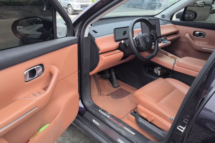 Used Leapmotor C16 2024 Range-Extended 200 LiDAR Edition Driver Seat