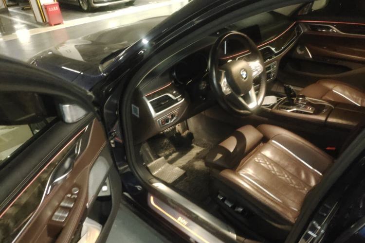 Used BMW 7 Series 2018 730Li Luxury Model Excellence Package Driver Seat