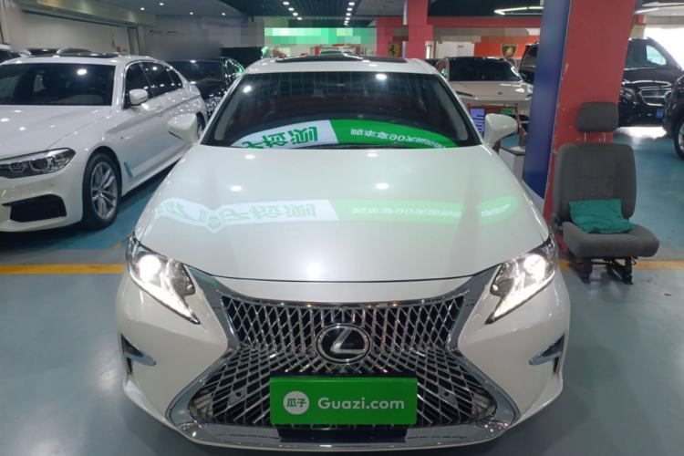 Used Lexus ES 2015 200 Elite Edition
