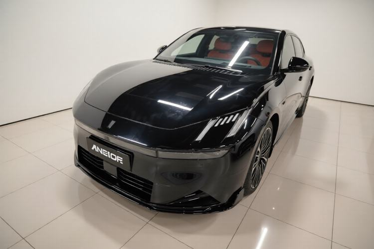 Used Lynk & Co 10 EM-P 2025 Model 240 Four-Wheel Drive Ultra