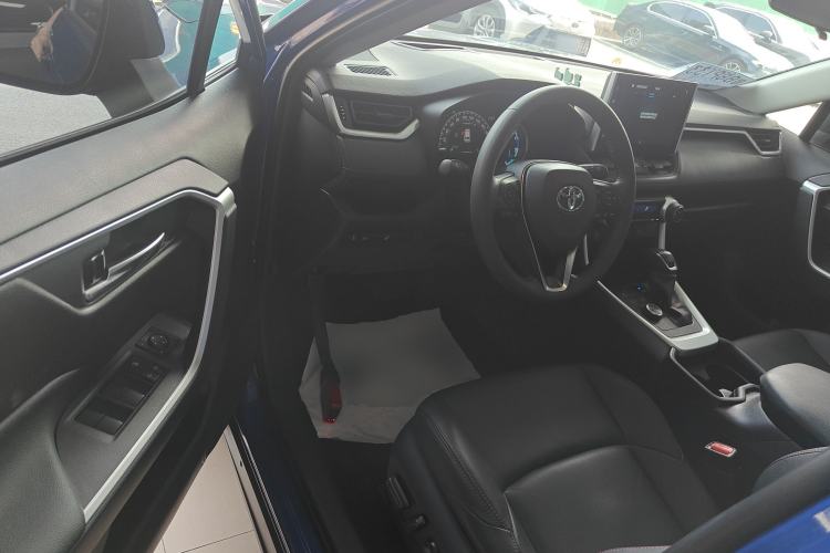 Used Toyota Wildlander New Energy 2021 High-Performance Edition 2.5L Two-Wheel Drive Powerful Version