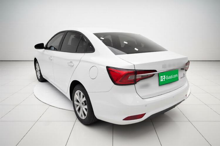 Used Roewe i5 2020 1.5L Manual 4G Connect Luxury Edition