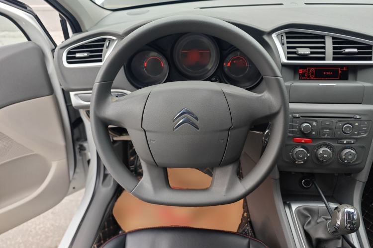 Used Citroen C4L 2015 1.8L Manual Leading Edition Steering Wheel