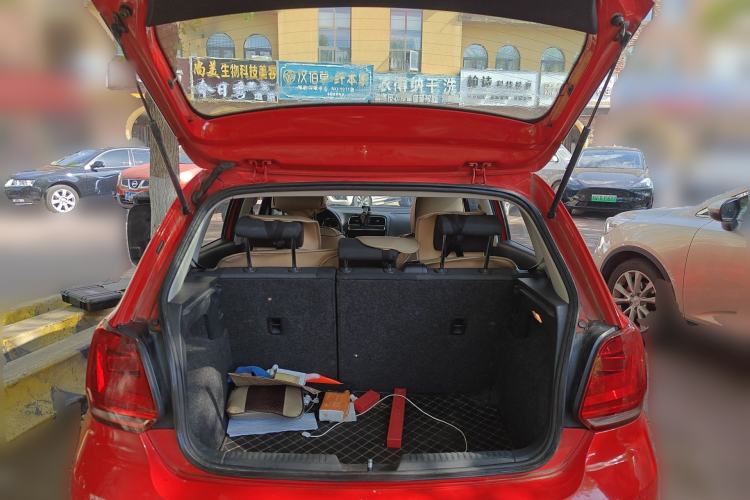 Used Volkswagen Polo 2014 1.4L Automatic Comfort Edition Trunk