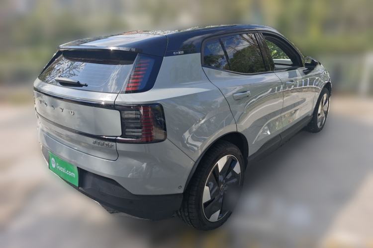 Used Volvo EX30 2025 Rear-Drive Long-Range Version Ultra

