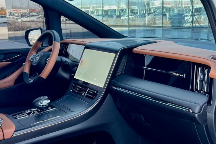 Used GAC Trumpchi M8 2025 Zongshi Series Super Hybrid Edition Interior 7