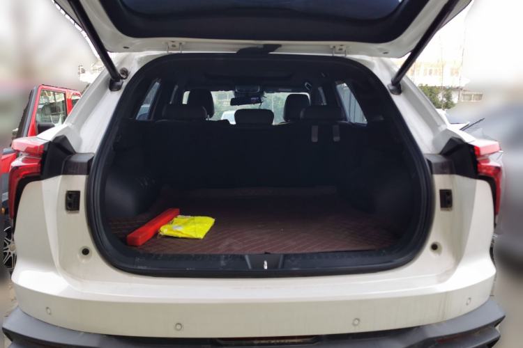 Used Haval XY 2022 1.5T Smart Edition Trunk