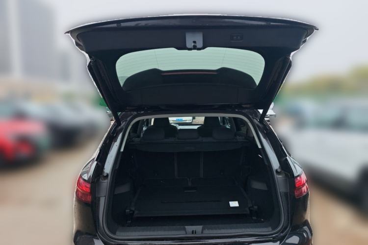 Used Audi Q5 e-tron 2022 40 e-tron Starry Edition Luxury Package Trunk