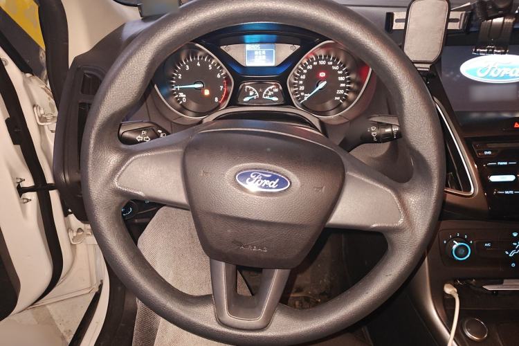 Used Ford Focus 2017 Hatchback 1.6L Automatic Comfort Plus SmartDrive Edition