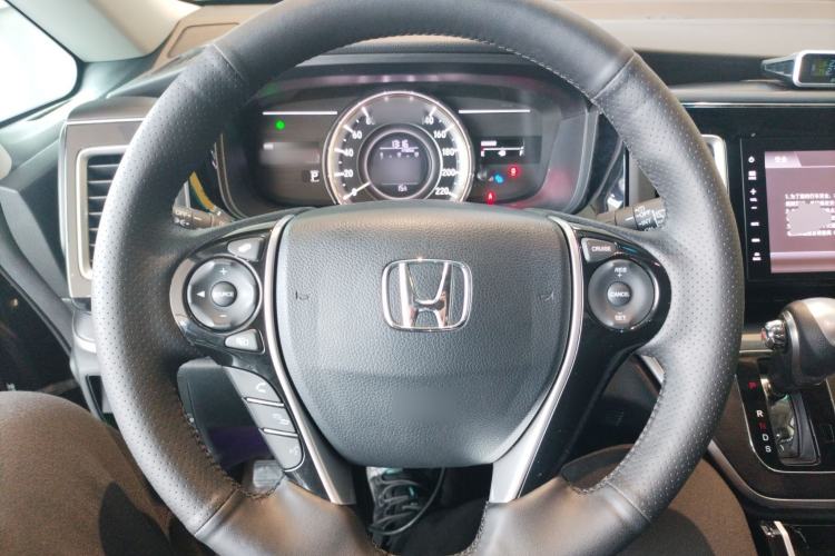 Used Honda Elysion 2016 2.4L Comfort Edition
