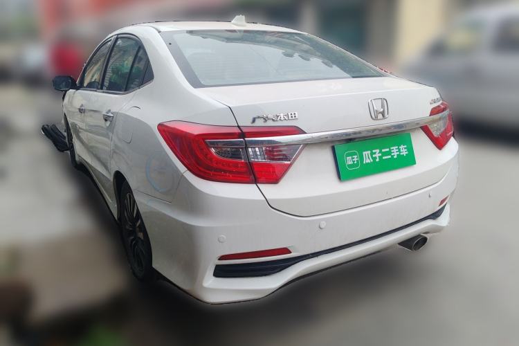 Used Honda Crider 2013 1.8L automatic luxury edition Rear Left 45 Deg