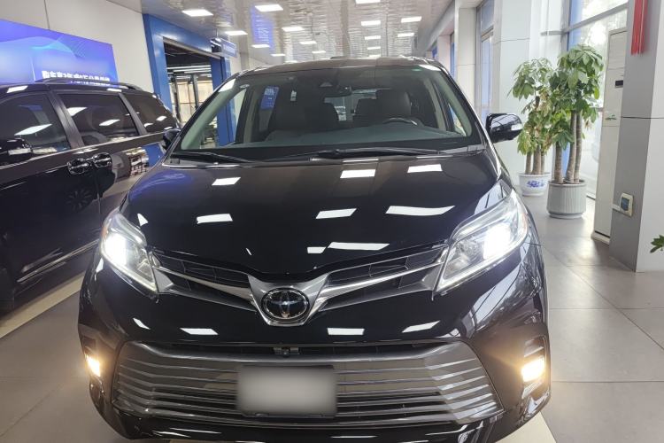 Used Toyota Sienna (Parallel Import) 2019 3.5L Four-Wheel Drive XLE 7 Seats U.S. Specification

