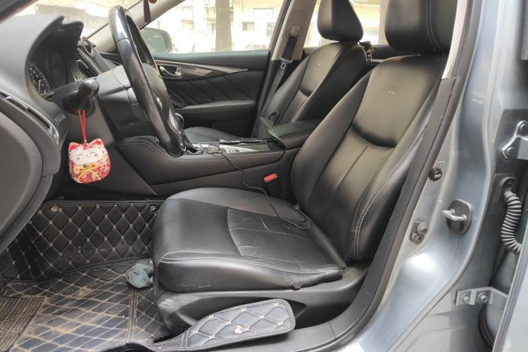 Used Infiniti Q50 2014 2.0T Comfort Edition