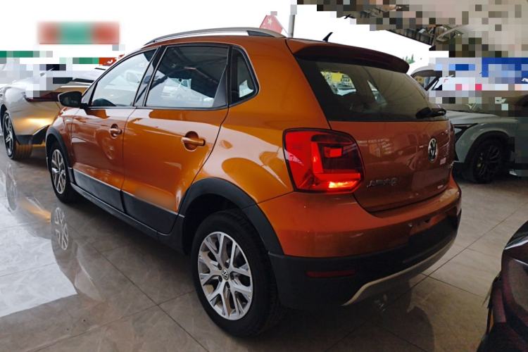 Used Volkswagen Polo 2014 1.6L Cross Polo Automatic