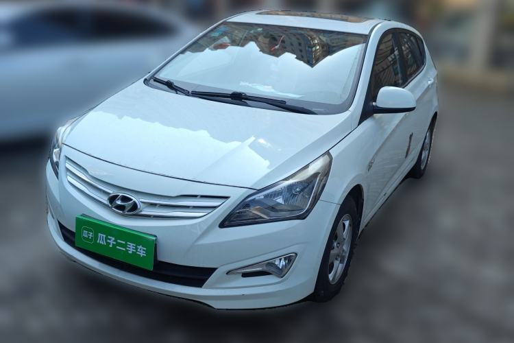 Used Hyundai Verna Ray 2016 1.4L Manual Leading GLX Model