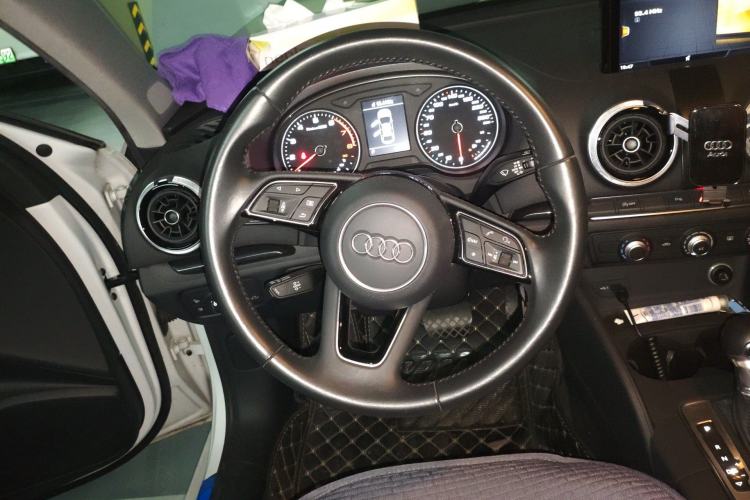 Used Audi A3 2020 Limousine 35 TFSI Fashion Edition China VI Emission Standard
