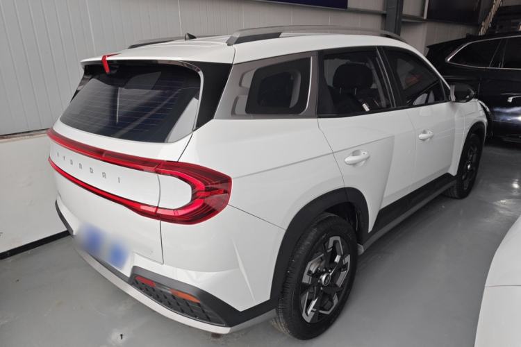 Used Hyundai ix35 2023 Musso 2.0L Deluxe Edition DLX
