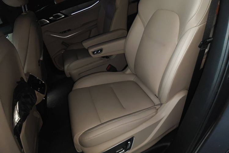 Used Lynk & Co 09 EM-P 2024 2.0TD EM-P Four-Wheel Drive ULTRA Six-Seater
