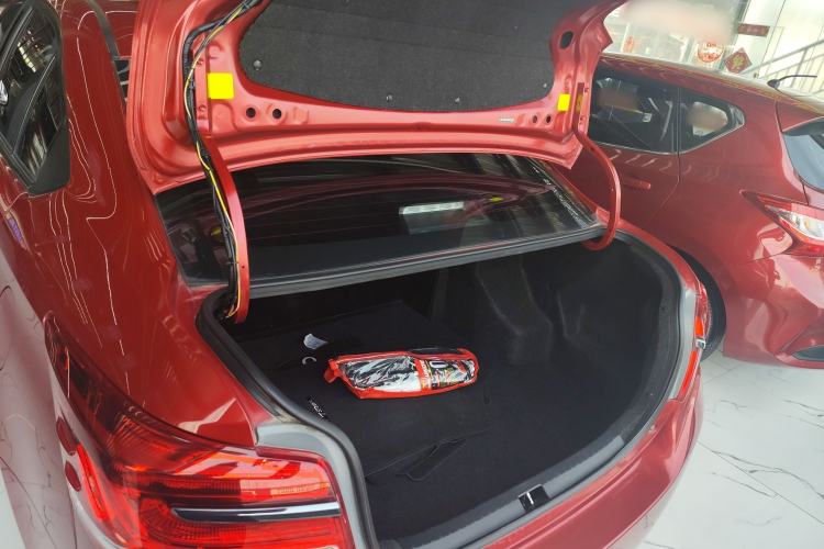 Used Toyota YARiS L Zhi Xiang 2019 1.5E CVT Dynamic Edition China VI compliant Trunk