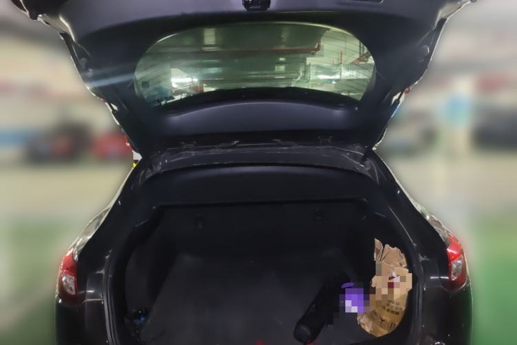 Used Mazda CX-4 2016 2.0L Automatic 2WD Blue Sky Luxury Edition Trunk